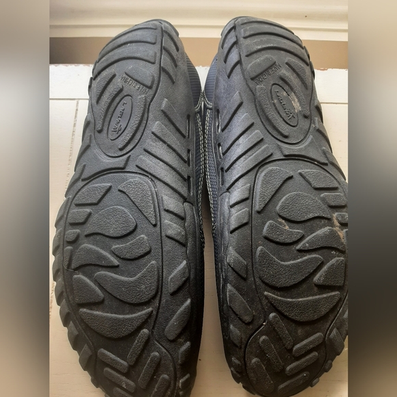 Laguna Mens swim shoes Size 11 - Picture 2 of 3